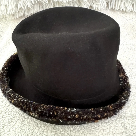 Filippo Catarzi Black with knit multi colored brim end 100% wool made in Italy. - Picture 8 of 13